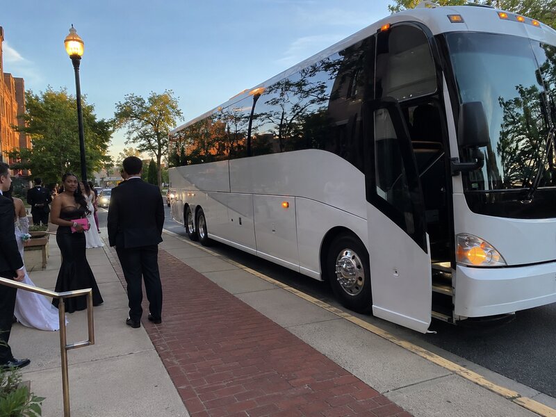 indianapolis homecoming bus rental